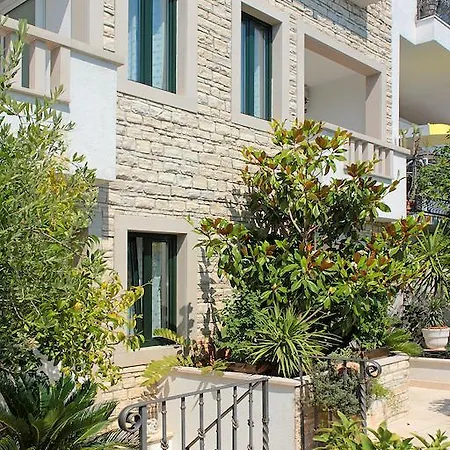 Ankora Lägenhet Makarska