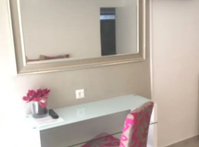 Ankora מאקרסקה